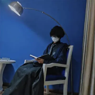 男孩