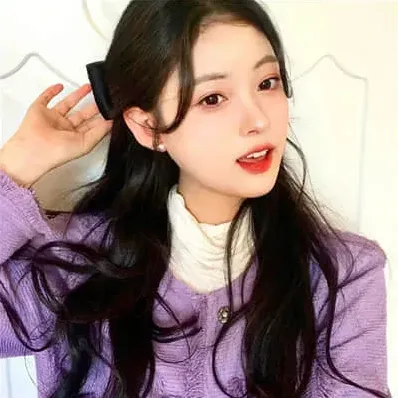 女性