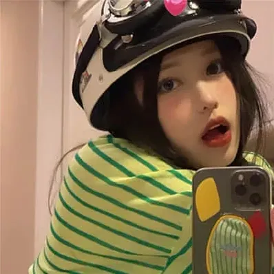 女生