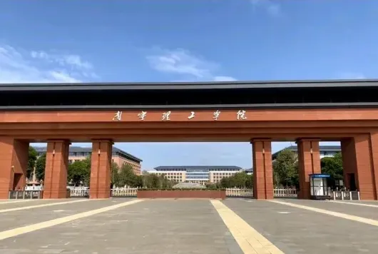 学校